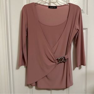 Candid Soul 3/4 Sleeves Pink Top Size Small
Scoop neckline
